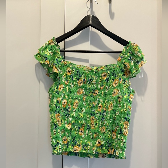 lush green floral top - Picture 2 of 3